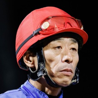 服部 茂史 写真